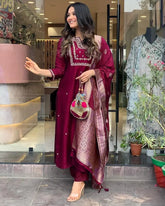 Best Reyon export Quality fabric kurti with pant and latkan Dupatta AllTreandy