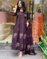 Pure Cotton kurti with print with pant and mulmul printed dupatta