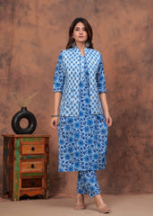 Straight kurti, pant with both side wear jacket