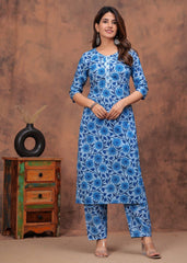 Straight kurti, pant with both side wear jacket