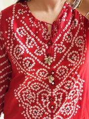 New straight kurta set with embroidered pattern & tassels with shell