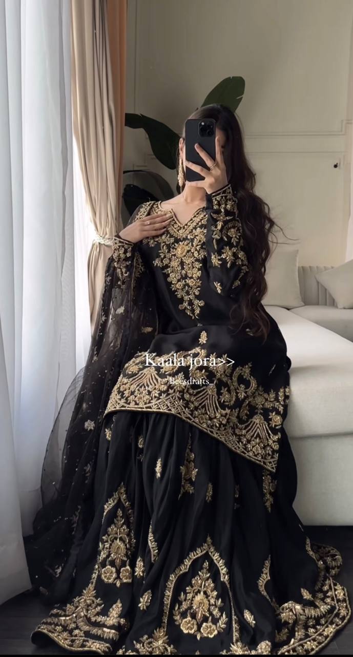 Black & Gold Heavy Embroidered Lehenga Set with Dupatta AllTreandy