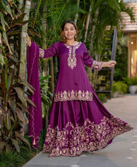 Ivory White Golden Embroidered Anarkali Set with Dupatta AllTreandy