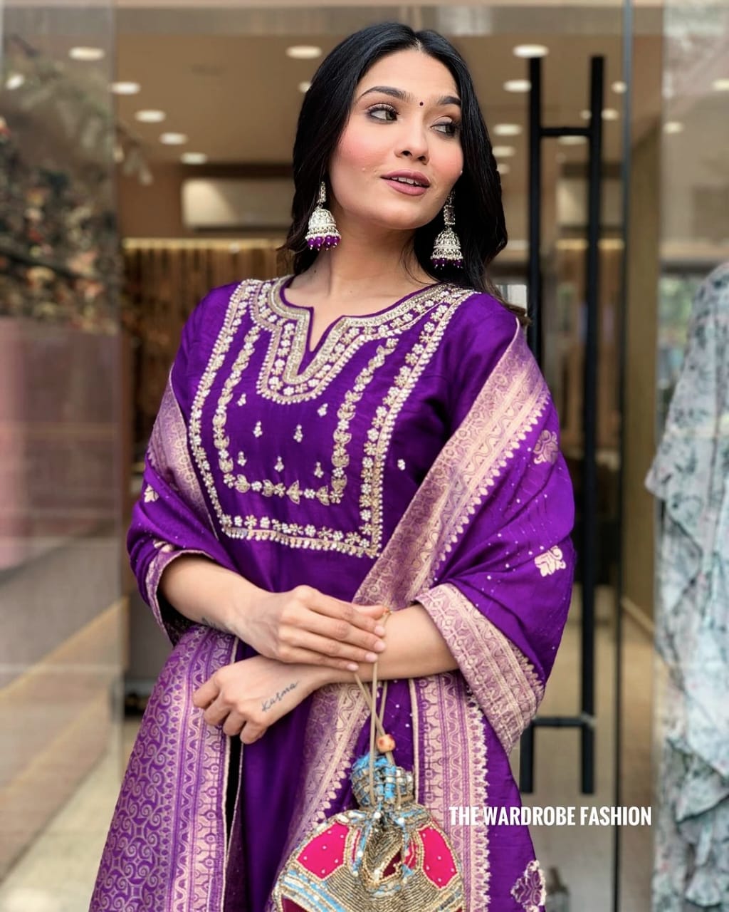 Best Reyon export Quality fabric kurti with pant and latkan Dupatta AllTreandy