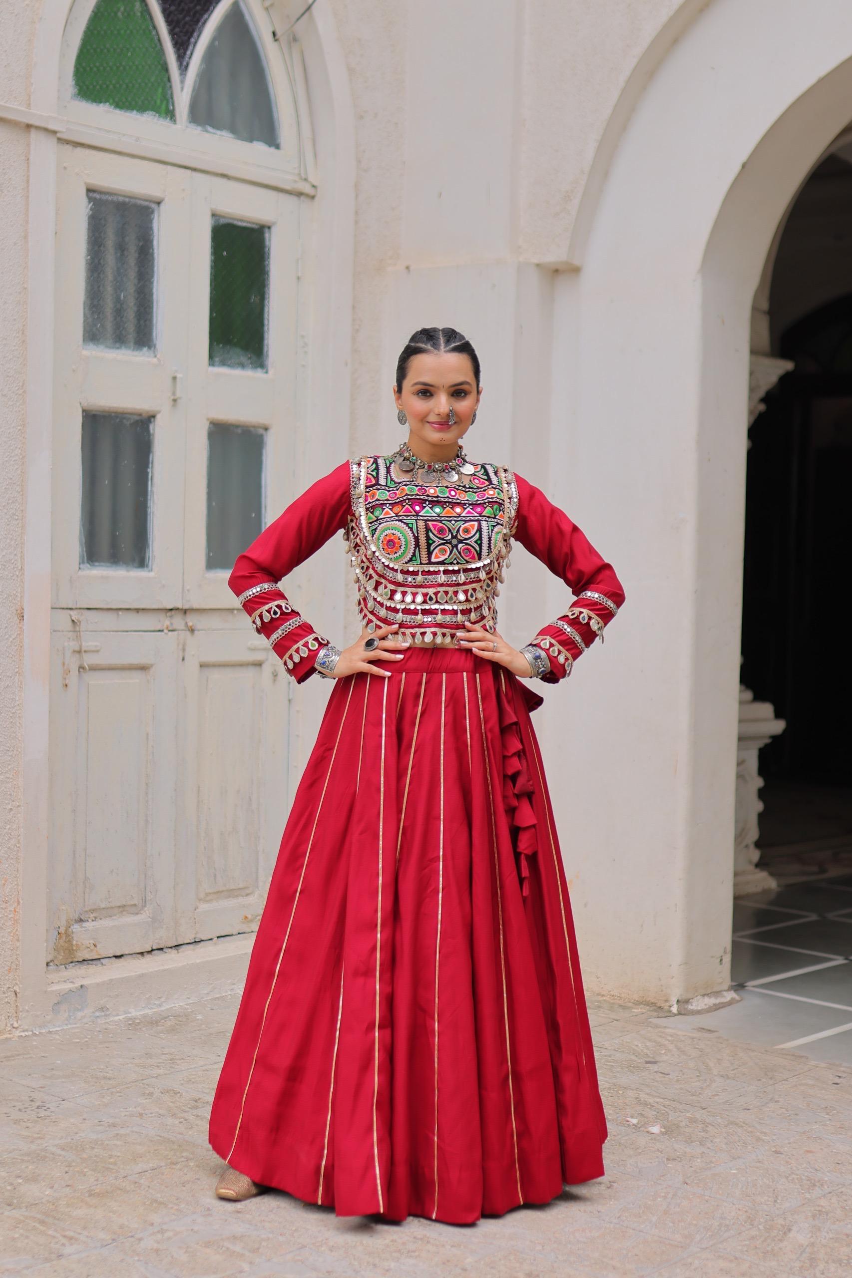 NEW ROMAN SILK TOP & LEHANGHA WITH BEAUTIFUL GHAMTHI EMBROIDERY WORK ON CHOLI