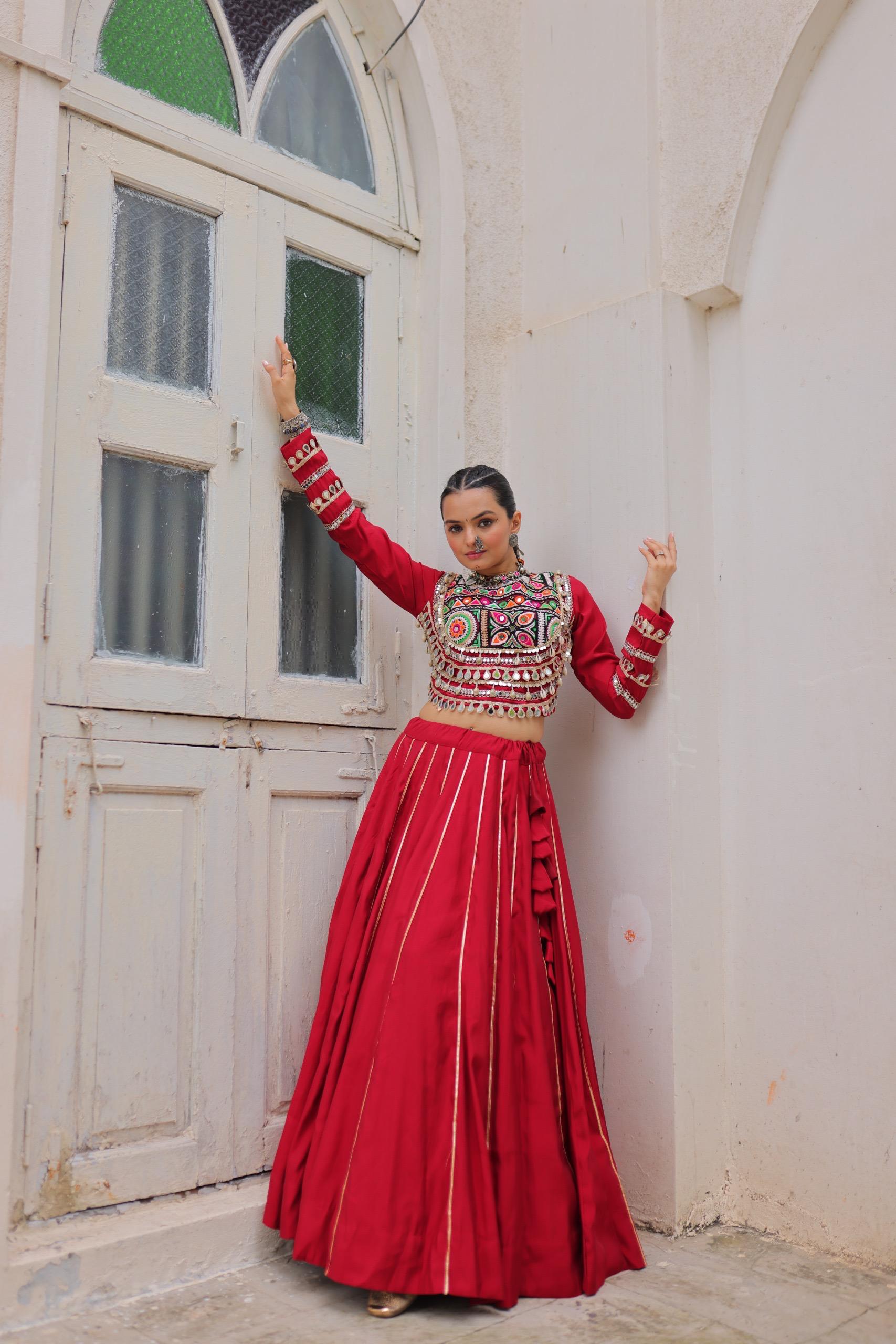 NEW ROMAN SILK TOP & LEHANGHA WITH BEAUTIFUL GHAMTHI EMBROIDERY WORK ON CHOLI