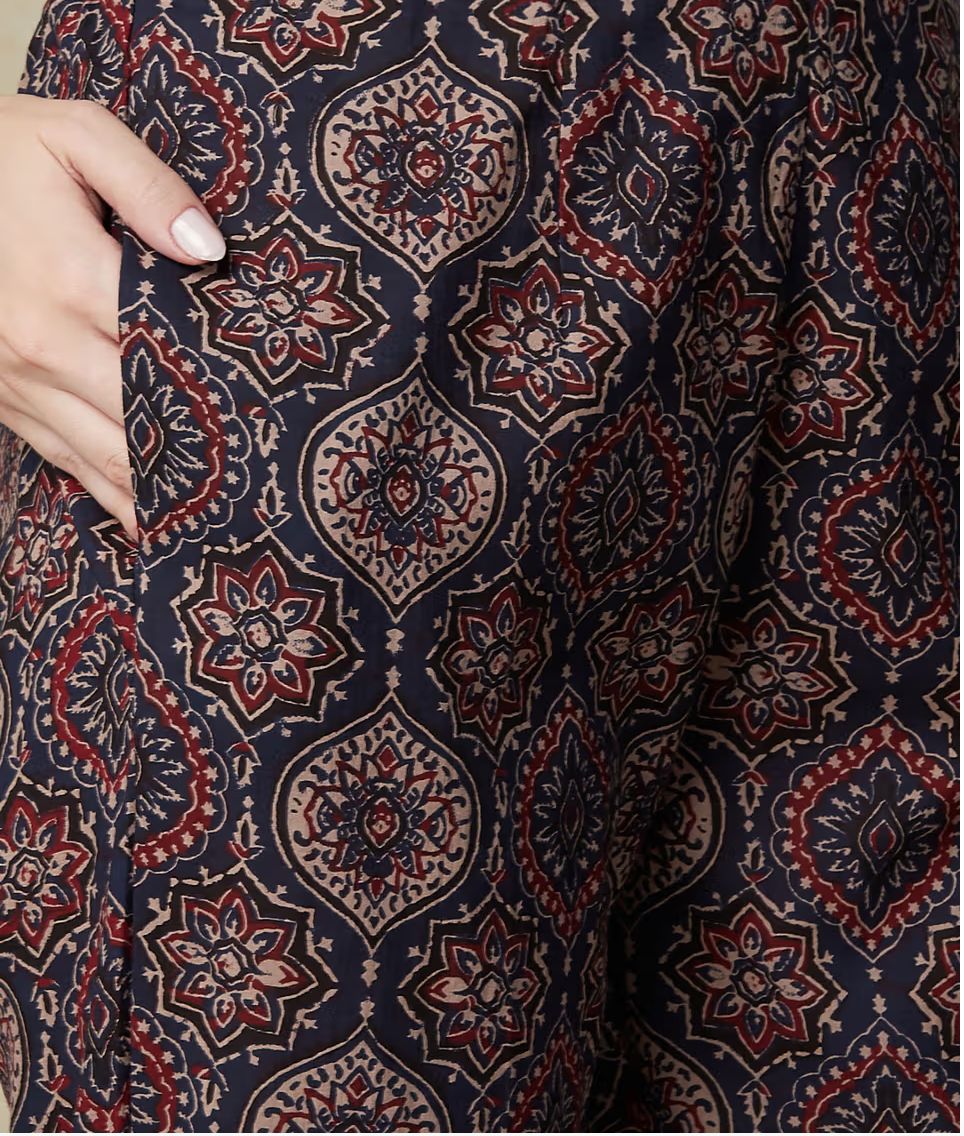 Tranding Cotton Suit set in  Printed New design kurta Pant with Dupatta