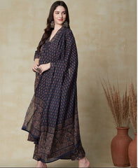 Tranding Cotton Suit set in  Printed New design kurta Pant with Dupatta