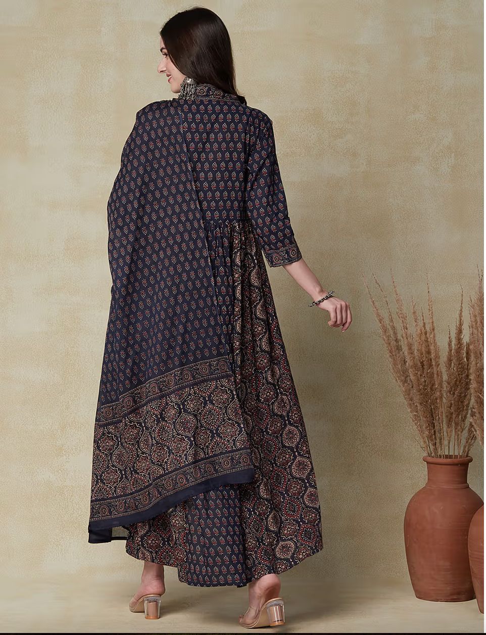 Tranding Cotton Suit set in  Printed New design kurta Pant with Dupatta