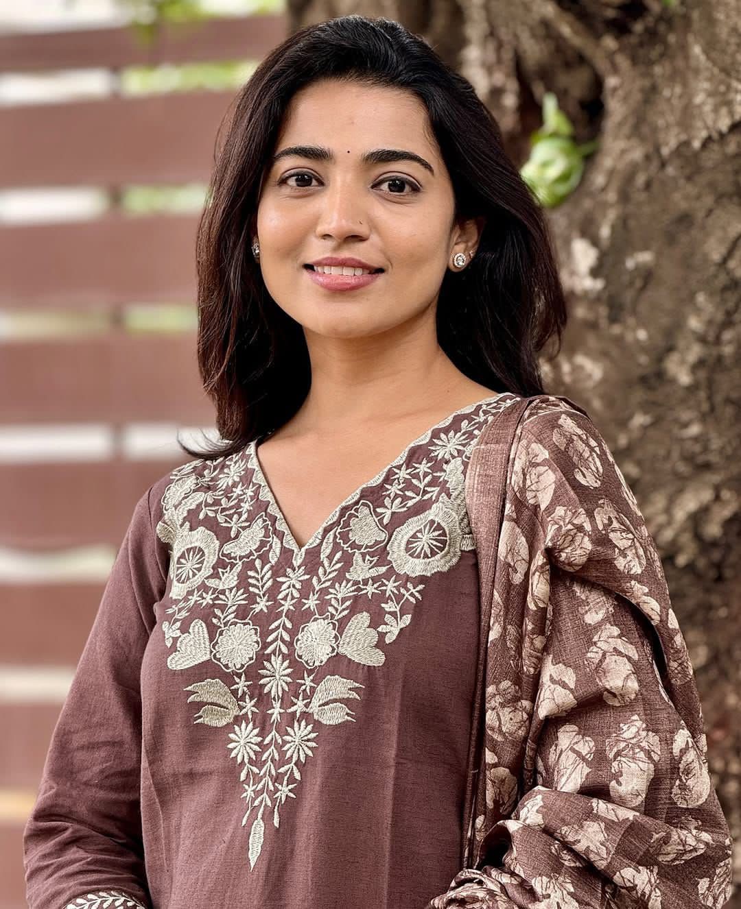 HANDLOOM  COTTON KURTI WITH EMBROIDERY WORK