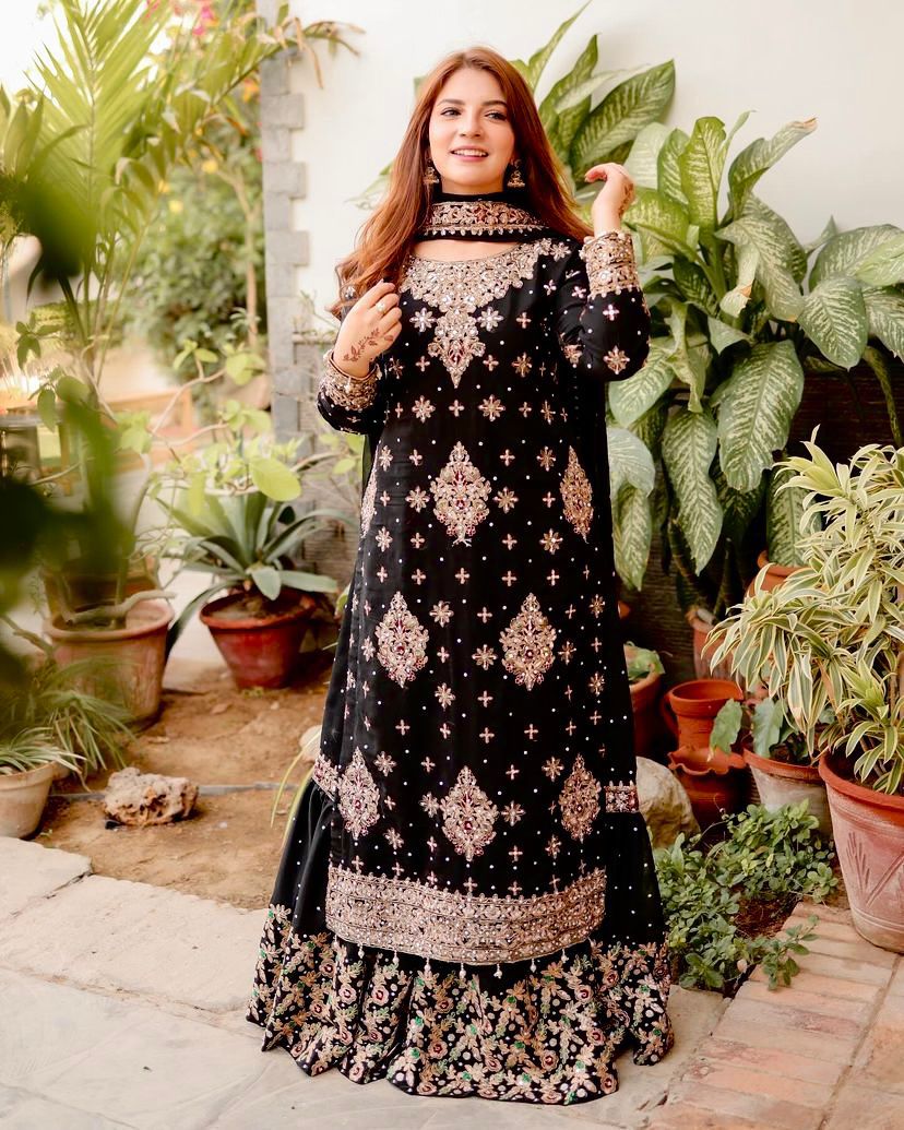 Premium sharara