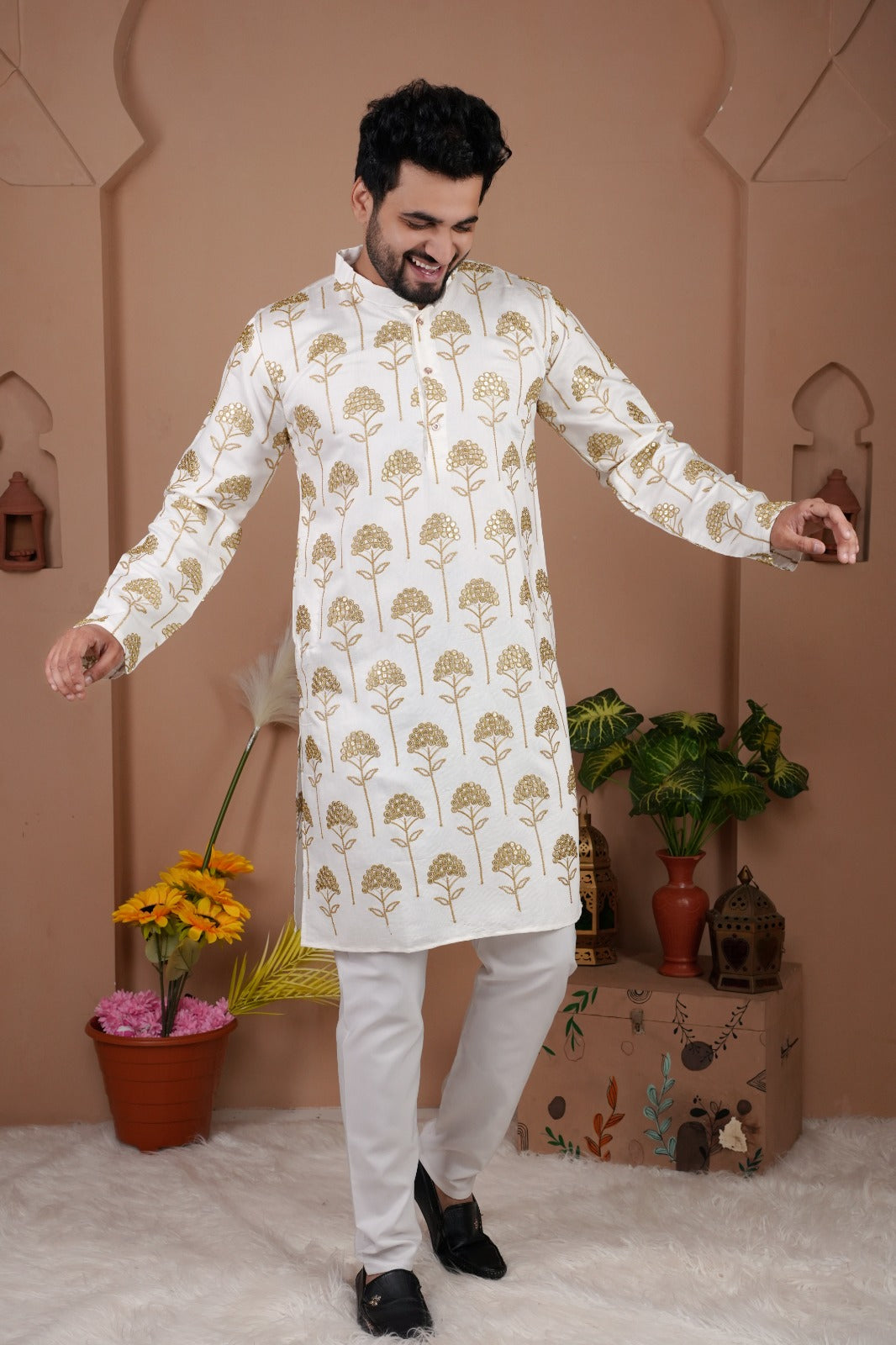 GADHVAL SILK WITH HEAVY EMBROIDERY SEQUENCE WORK