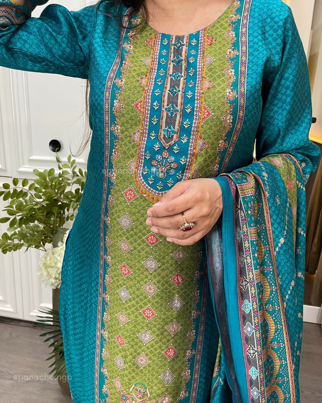Beautiful Suit Sets in Pure KitKat Silk Top with Full Handwork Nack And Pent, And Kitkat Silk Duppata it is beautifully decorated Desgins With Kitkat Silk Duppata With Printed