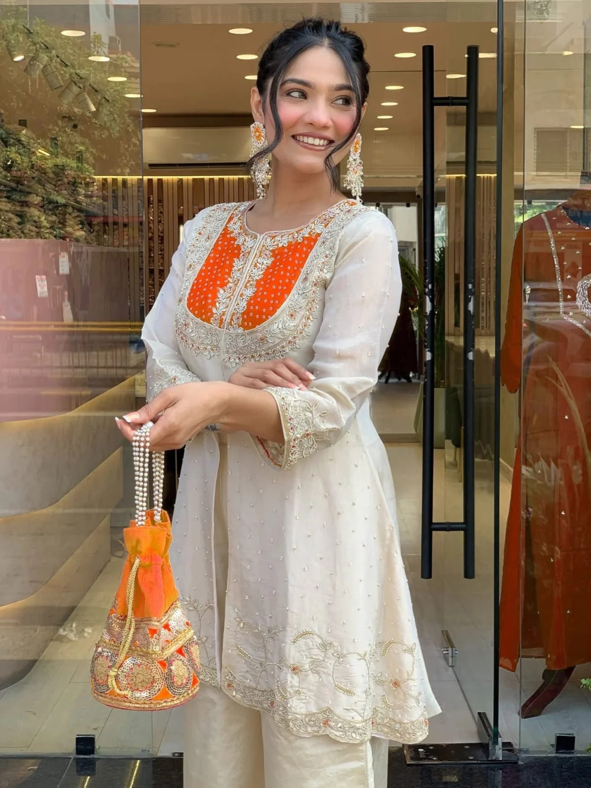 PREMIUM SHARARA