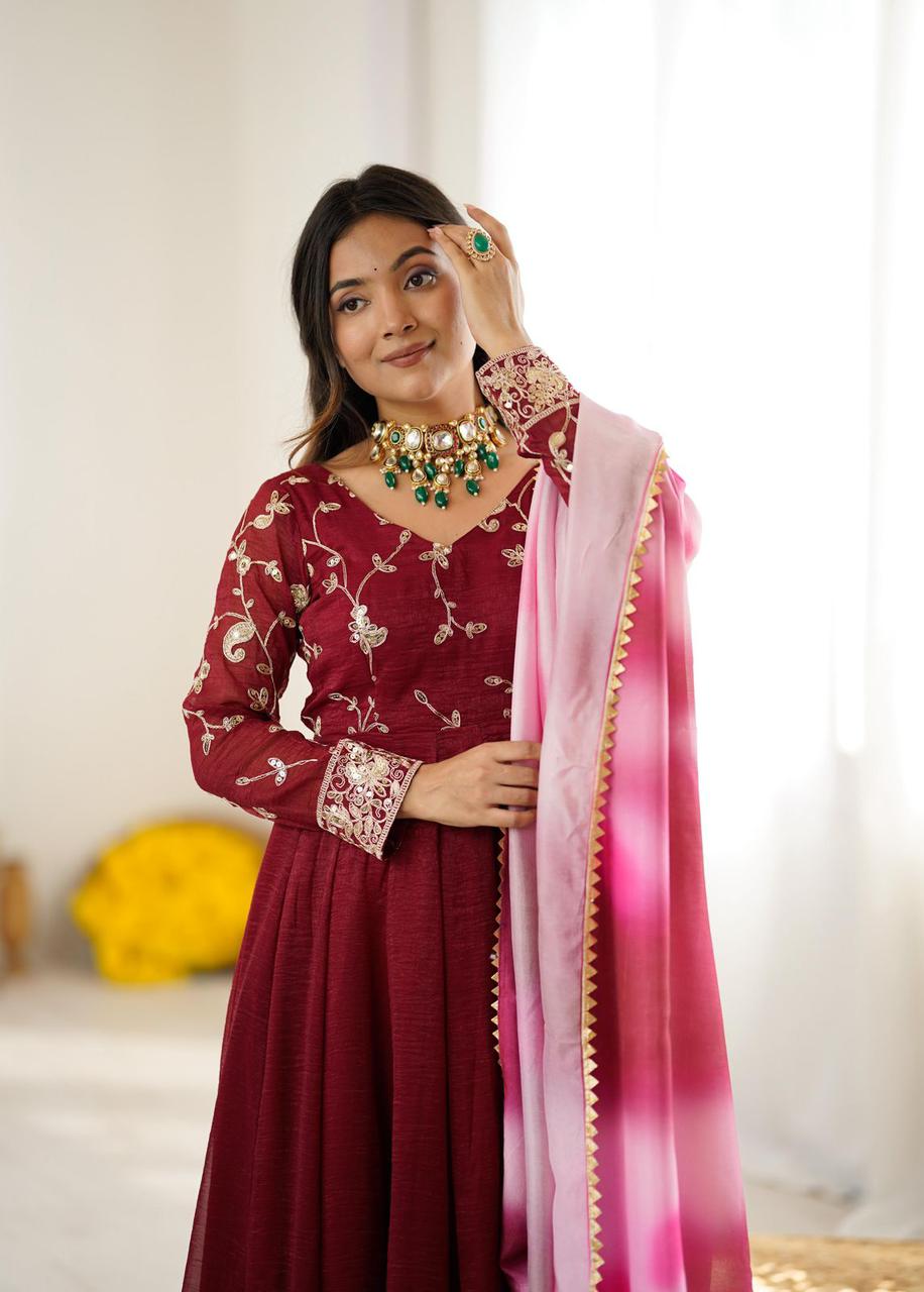 Women’s Ethnic Trending Gown