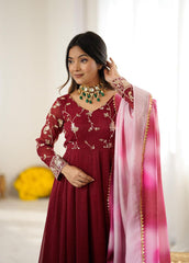 Women’s Ethnic Trending Gown