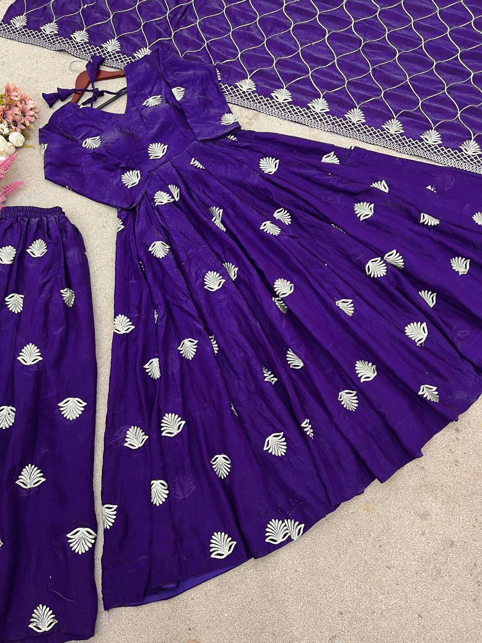 Purple Sleeveless Anarkali with White Leaf Motif Dupatta AllTreandy
