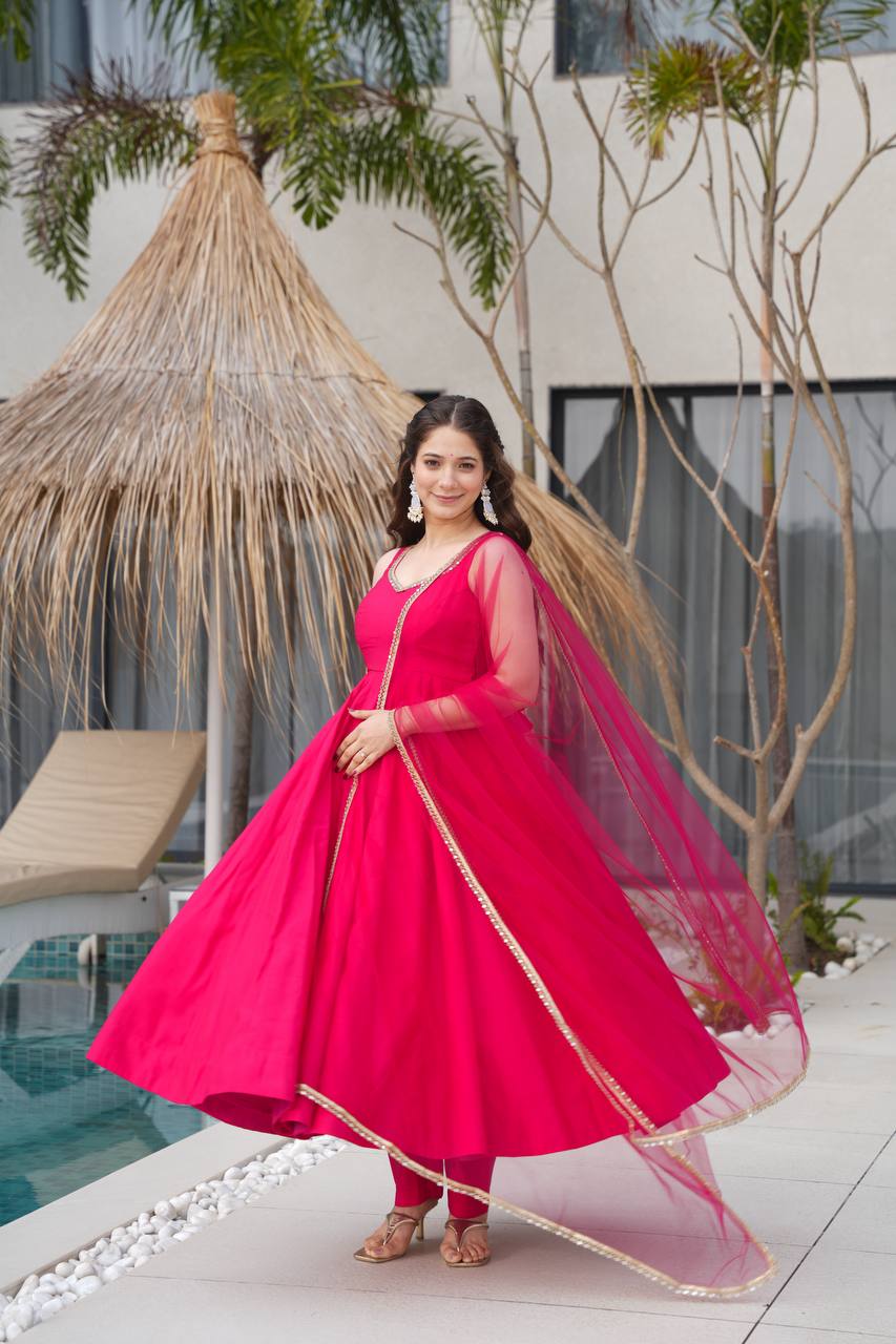 Seafoam Green & Red Sleeveless Anarkali Suit Set with Dupatta – Premium Tissue Silk Blend AllTreandy